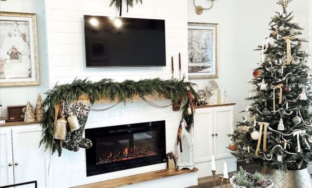 TV Stand Christmas Decor Ideas